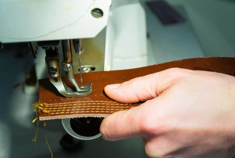 What are the best sewing machines for sewing thick leather?